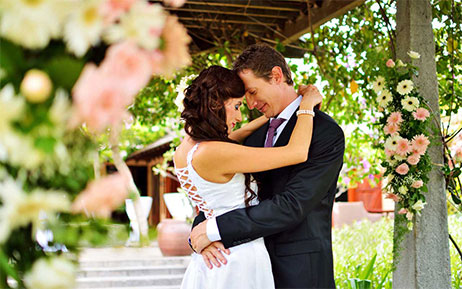 Wedding at Maradiva Villas Resort & Spa
